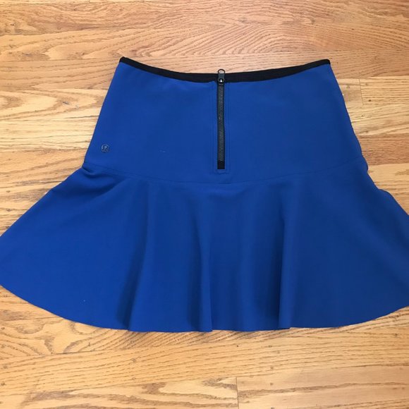 Lululemon flare skirt with pockets - Picture 6 of 8